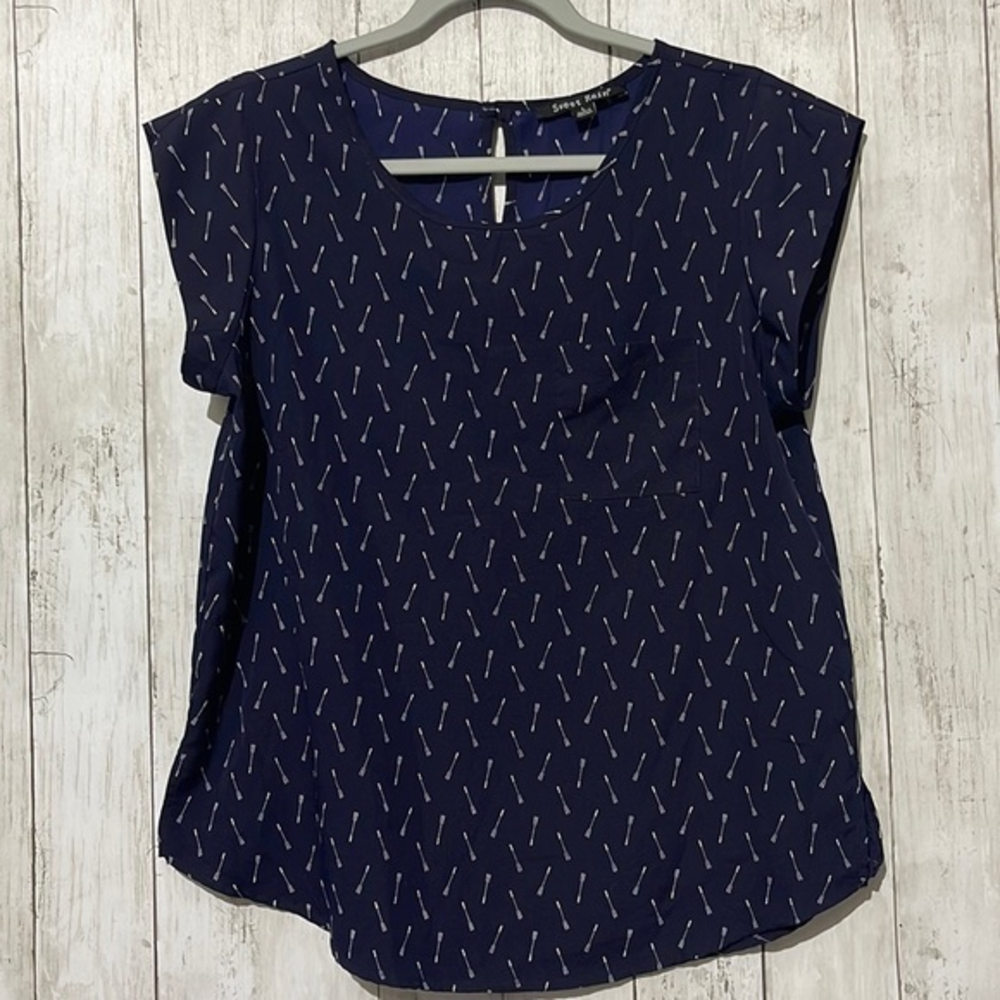 Sweet Rain L Arrow Print Blouse Women Navy‎ Blue Cap Sleeve Keyhole Back T92749